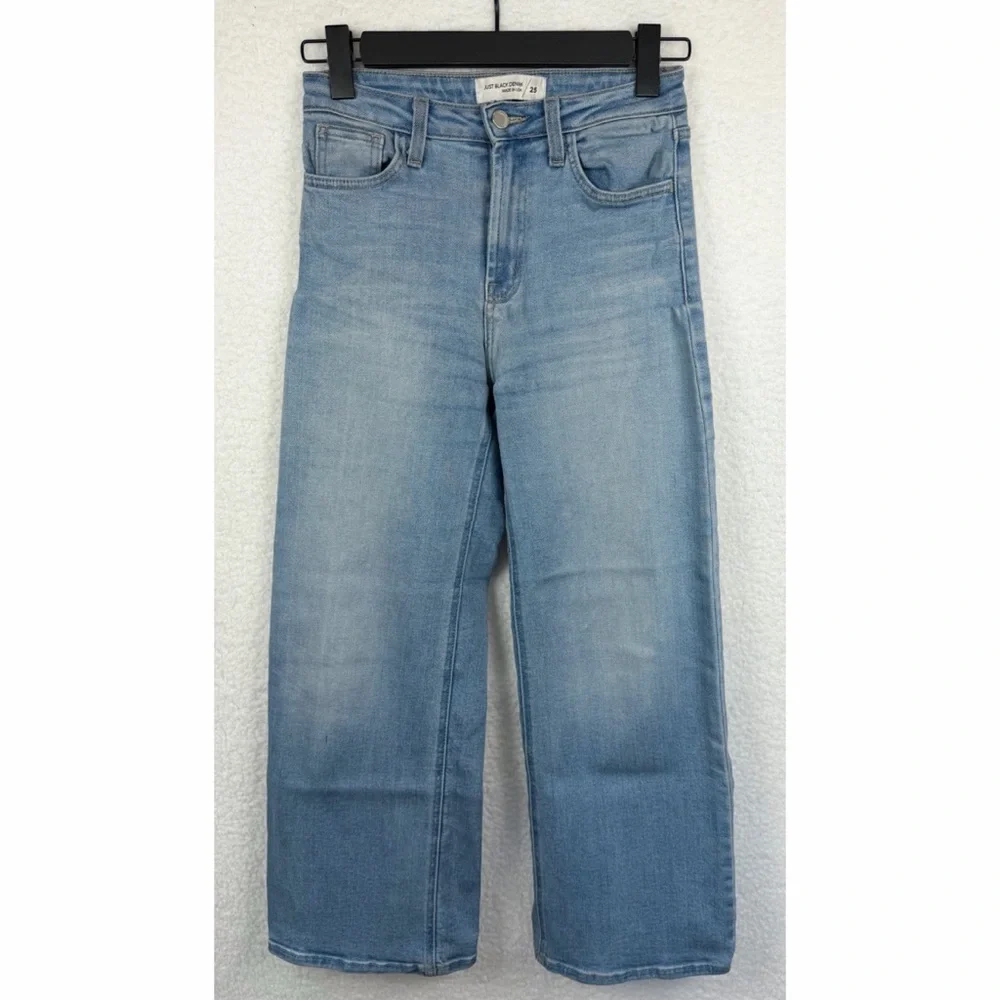 JUST BLACK DENIM • Blue Light Wash High-Waisted Wide-Leg Jeans, 25 - Picture 7 of 14
